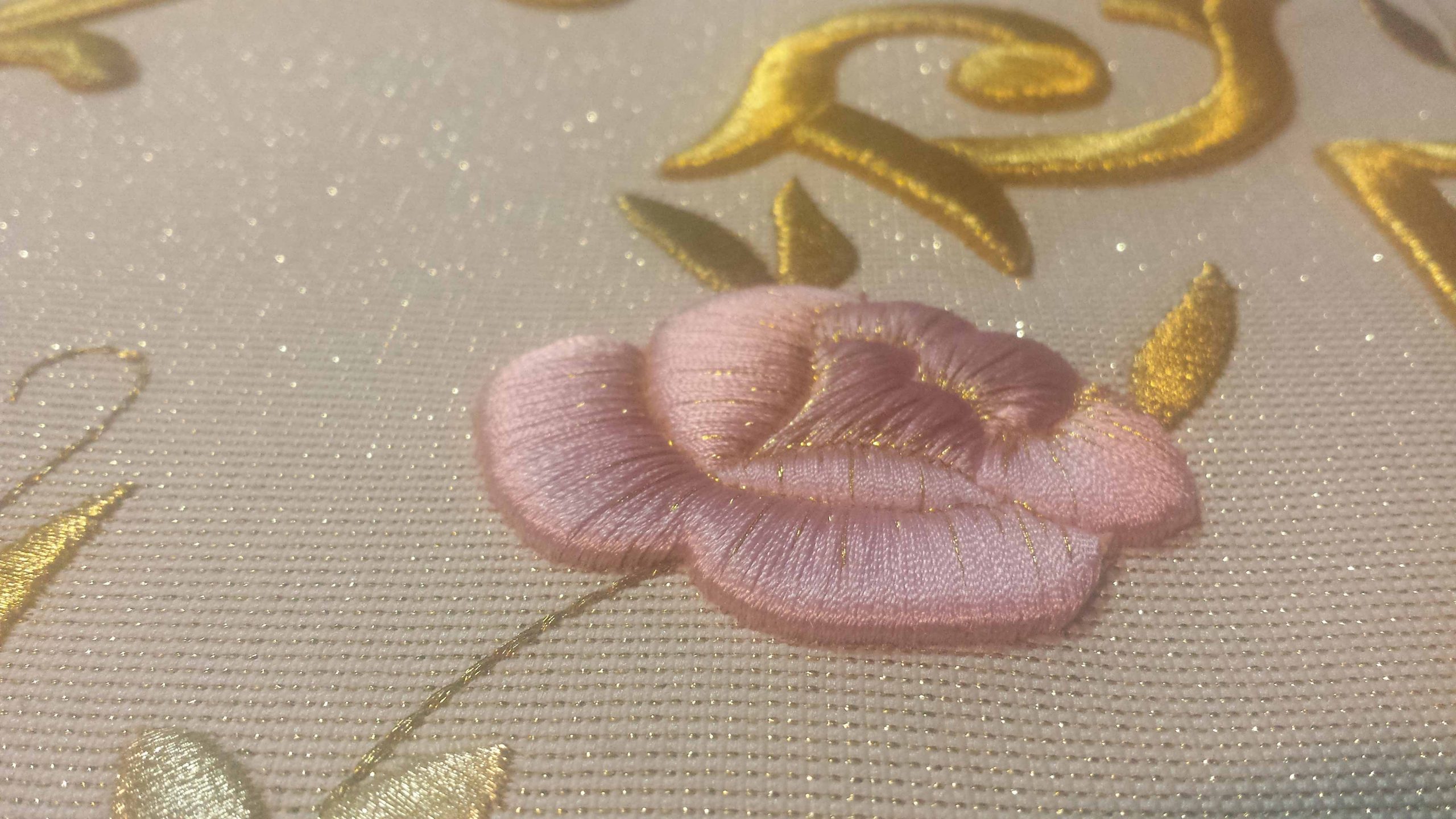 Trajes de acólitos Benisa-detalle-2-techo-de-palio-para-Corpus-Christi