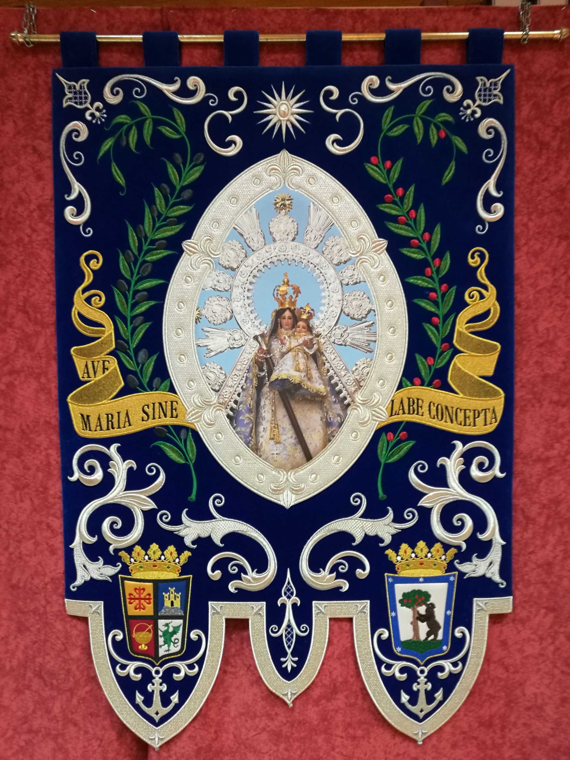 Estandartes religiosos 1
