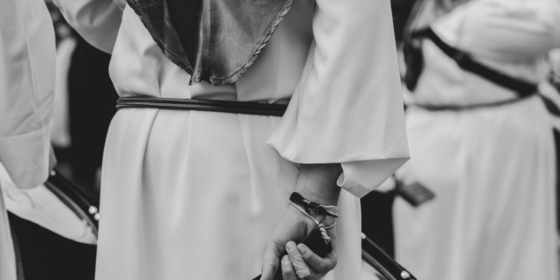 trajes semana santa vestimenta