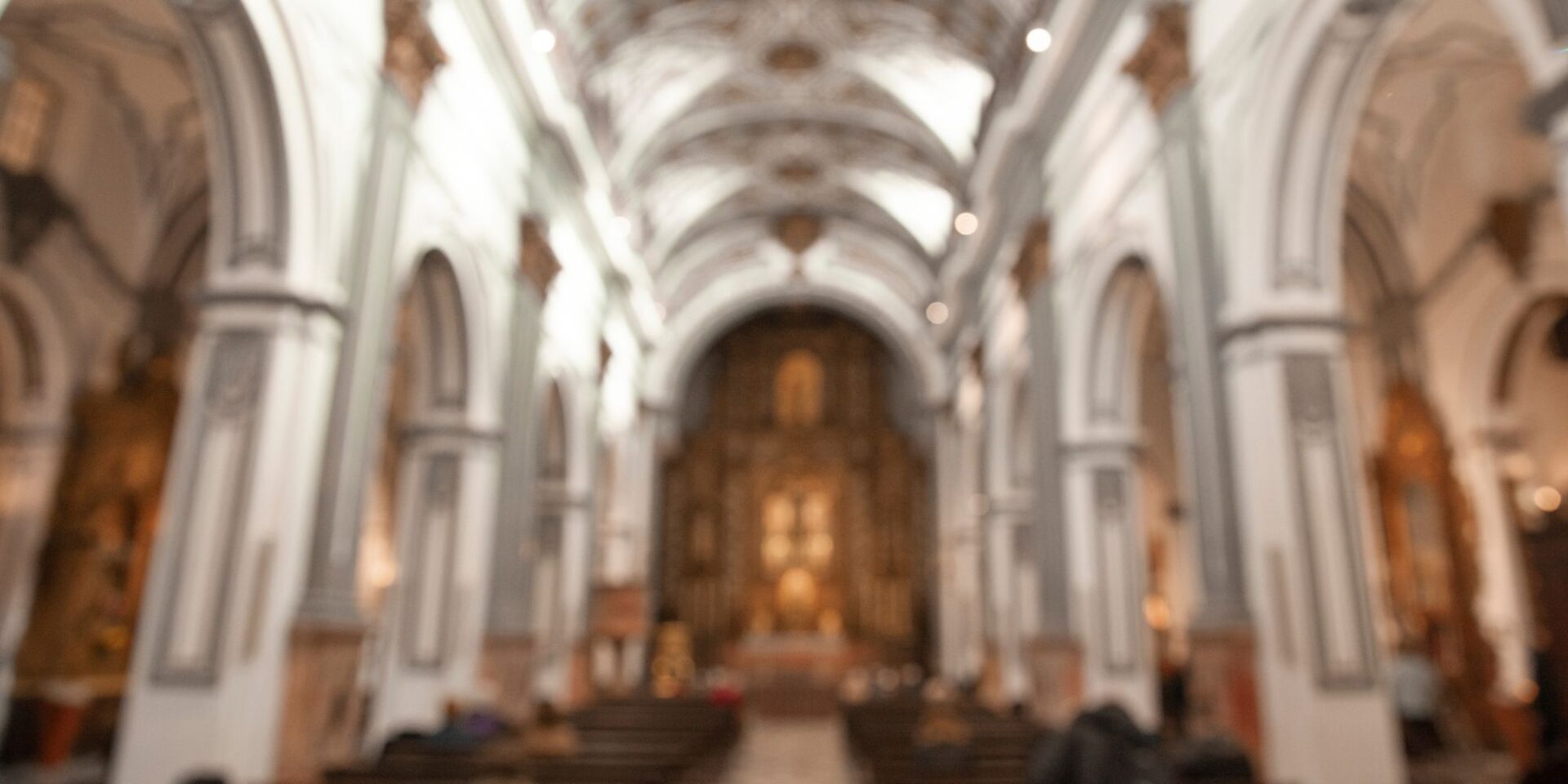 altar iglesia semana santa